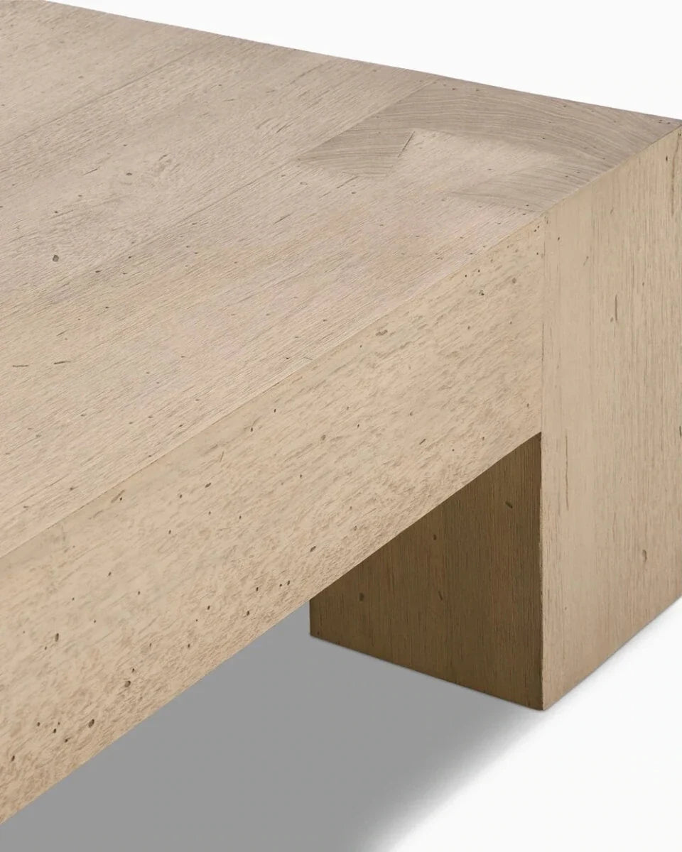 Whitewash Rustic Wormwood Oak / 55"