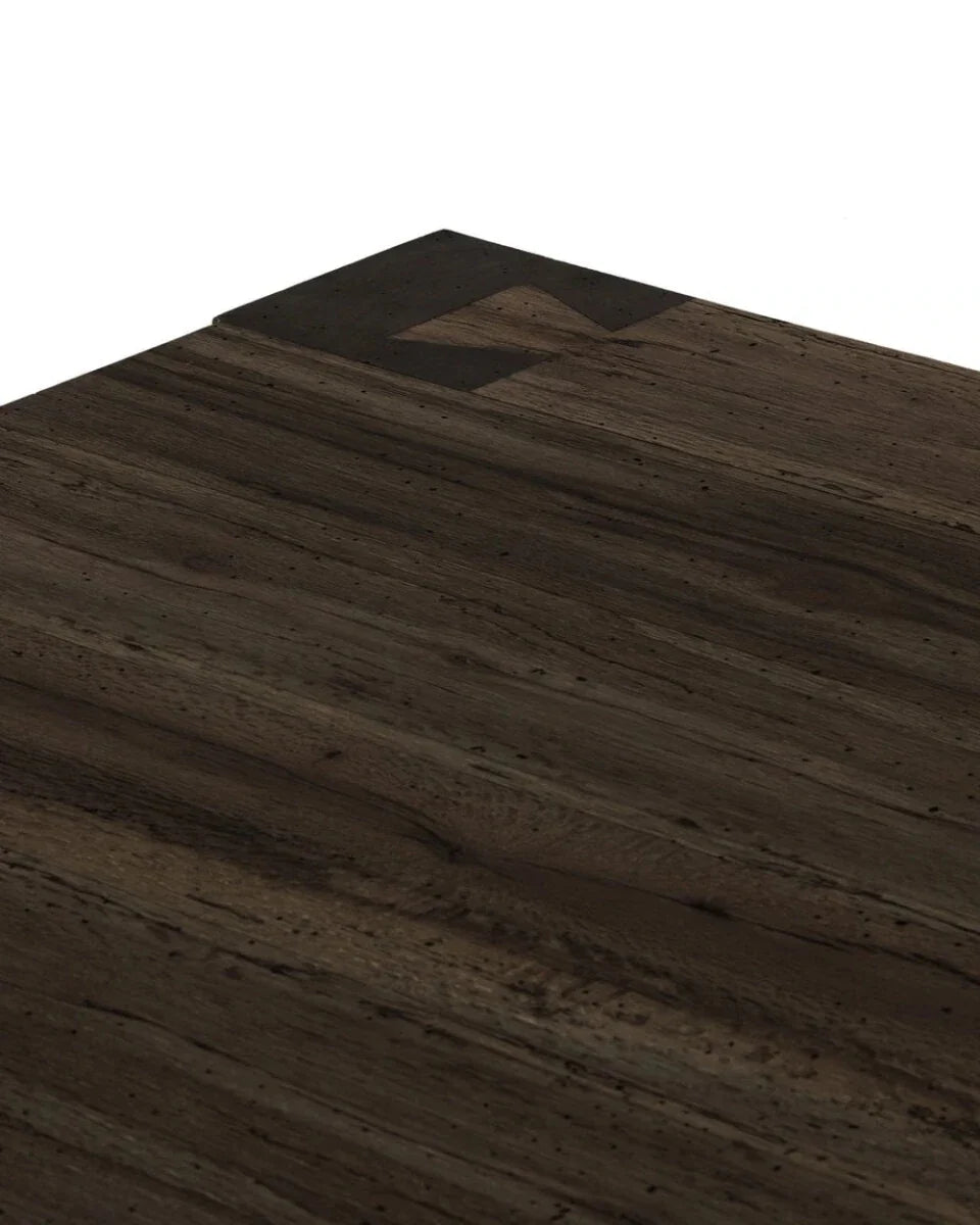 Ebony Rustic Wormwood Oak / 55"