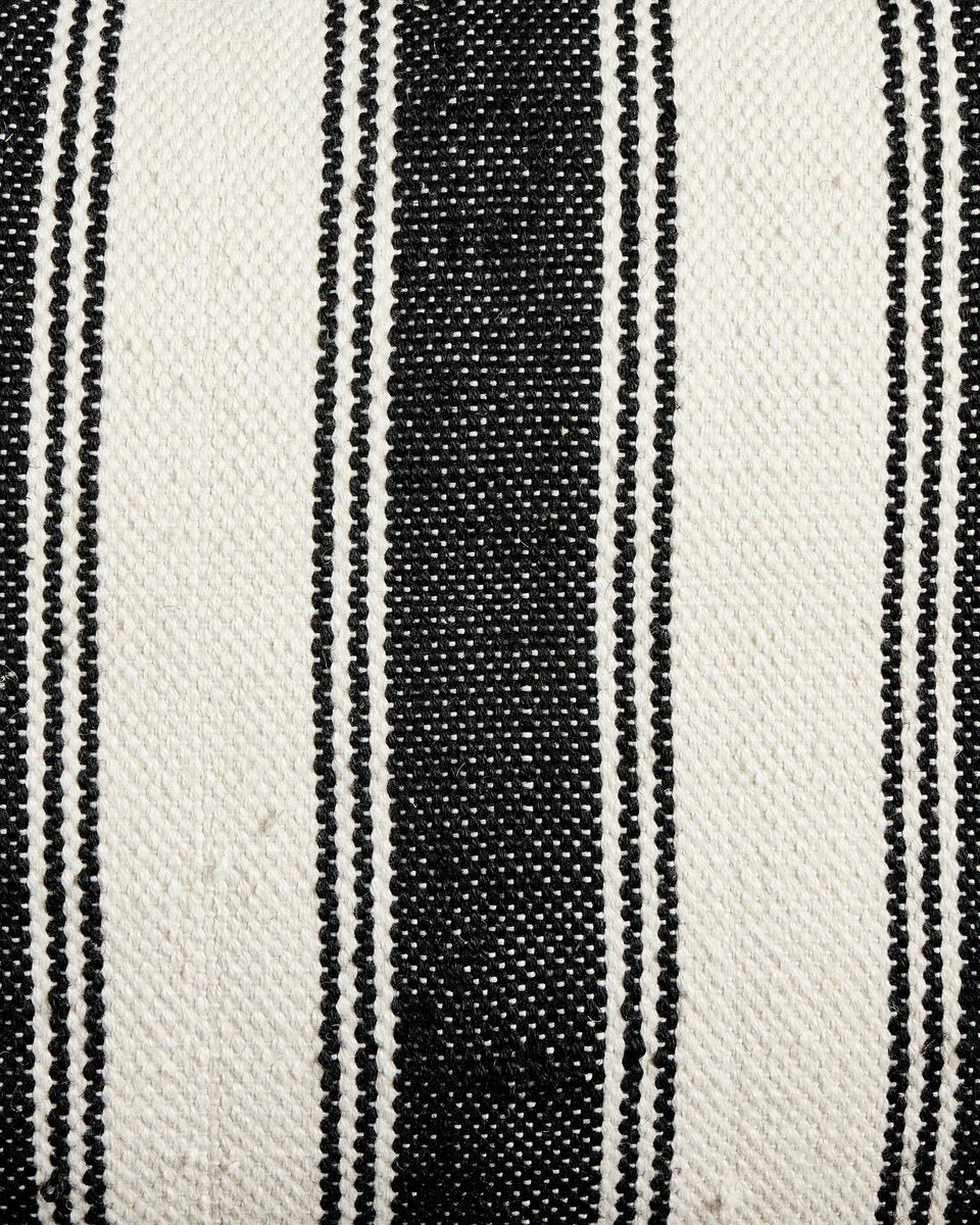 Ditmar Black / 16" x 24" / Cover & Insert