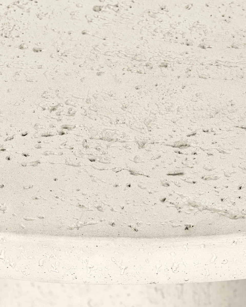 Coarse Ivory Concrete / 48" Diameter