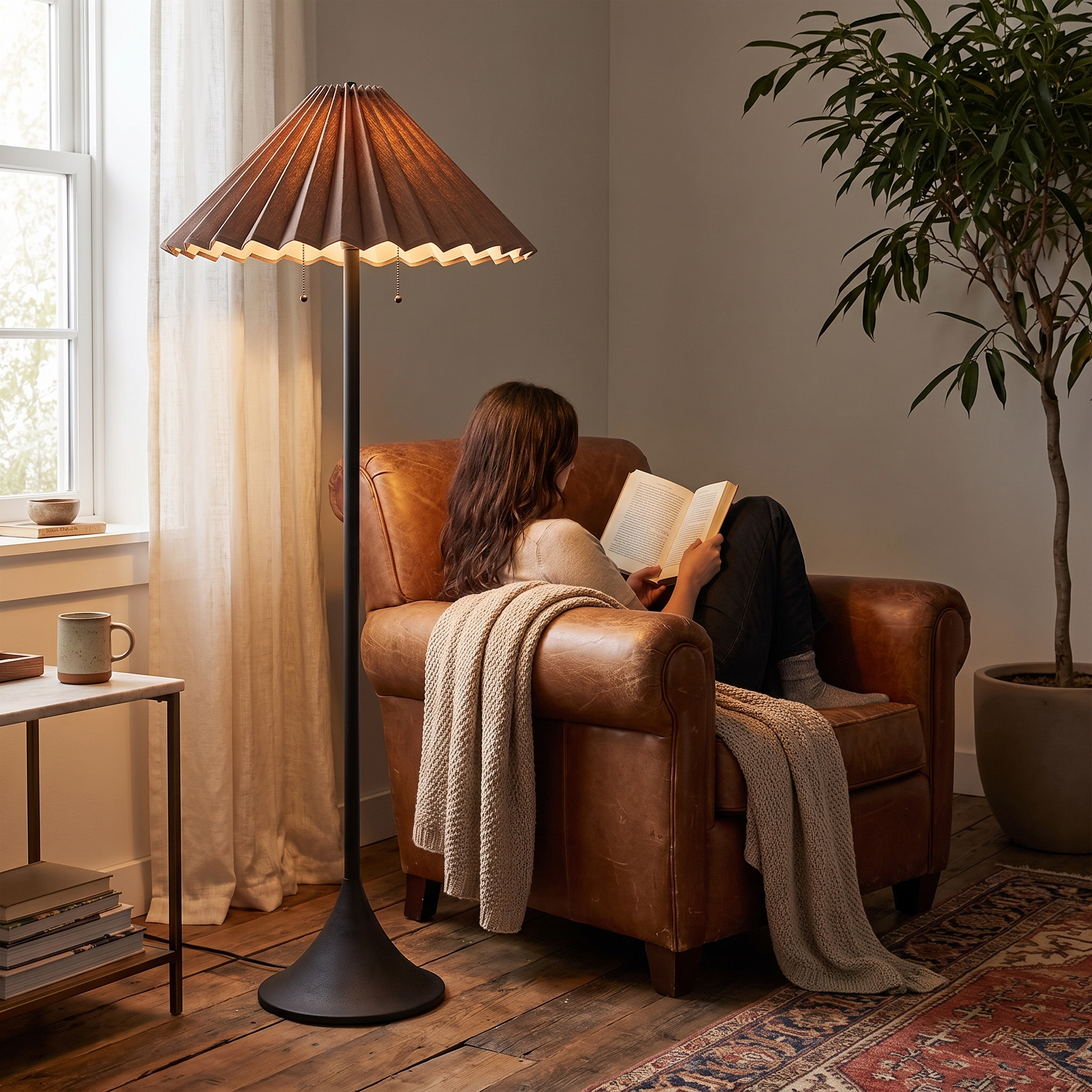 Fiorella Floor Lamp - lifestyle