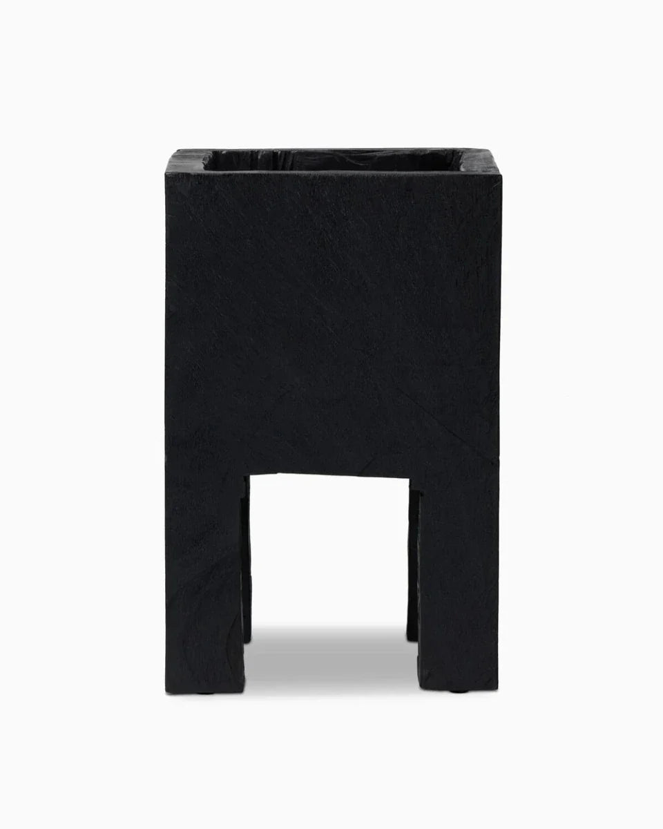 Carbonized Black / Medium