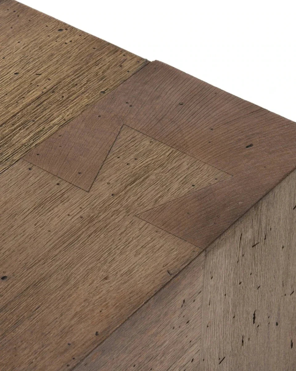 Rustic Wormwood Oak / 40"