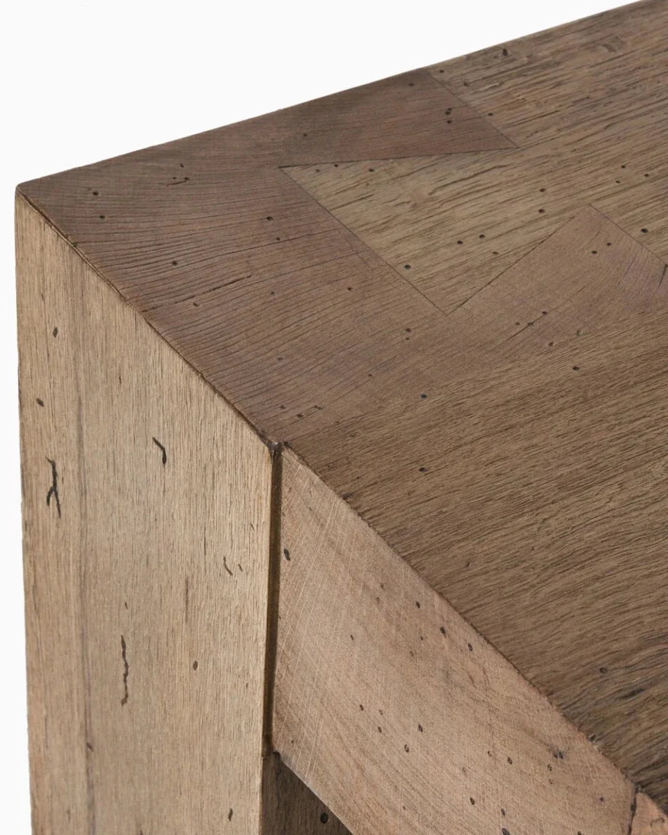 Rustic Wormwood Oak / 40"
