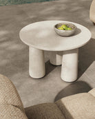 Aged White Concrete / Small (26")