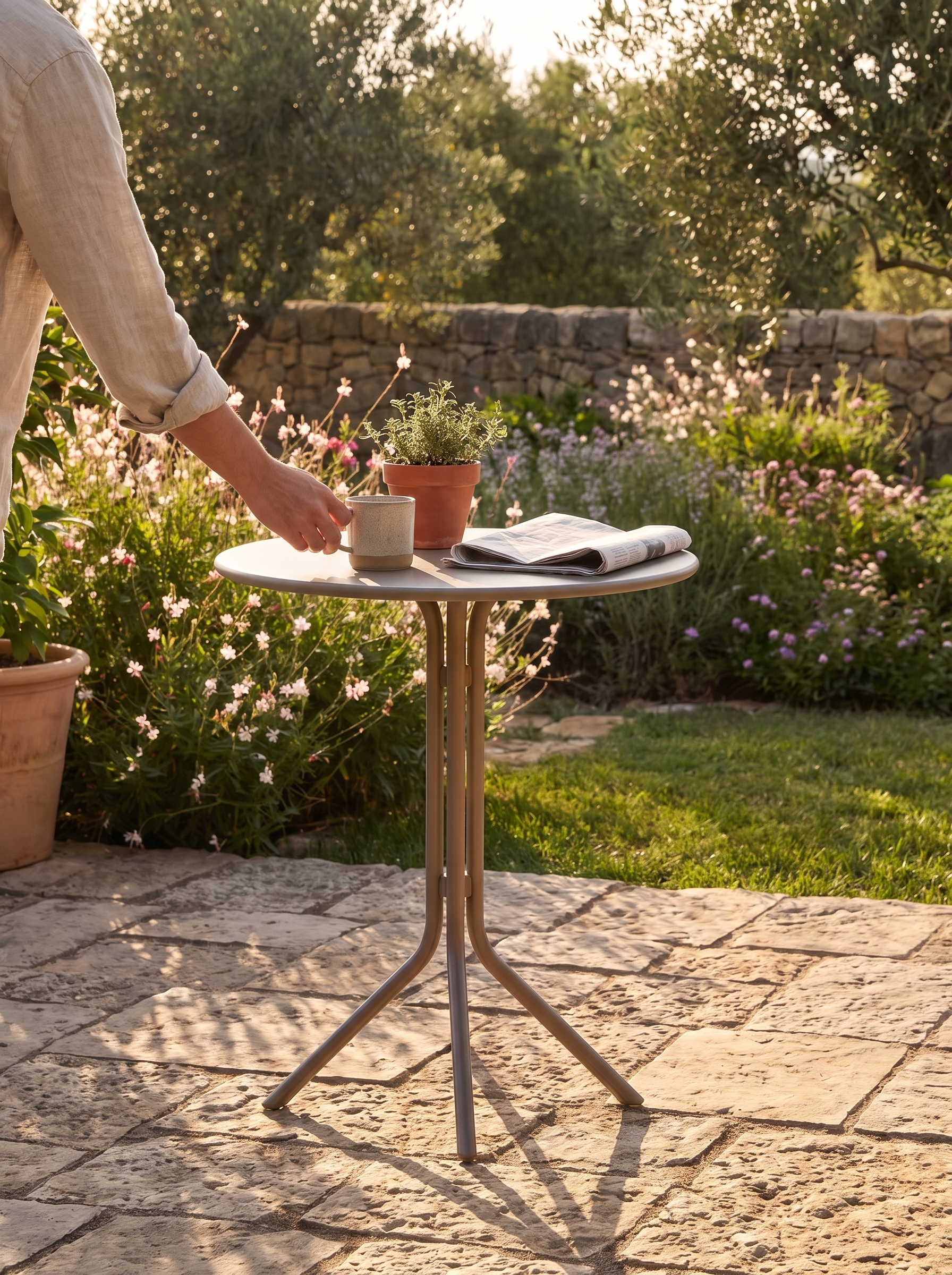 Outdoor Strata Dining Chair lifestyle 3